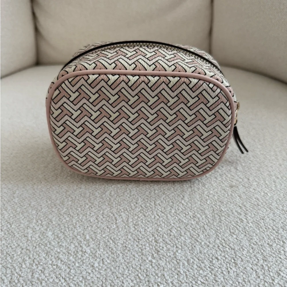Tory Burch Black and Cream Geometric Cosmetic Case